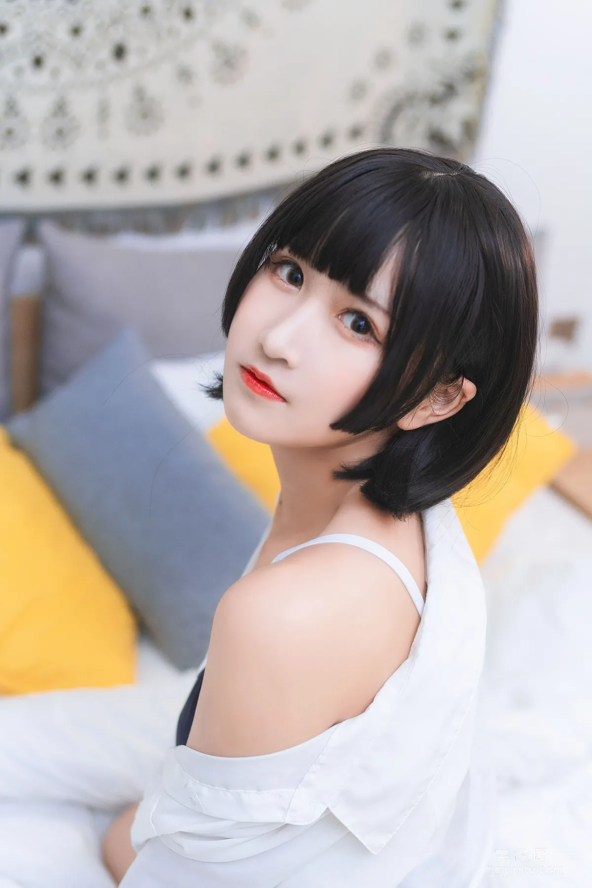 [COS福利] 微博妹子三度_69 - 衬衫日常 写真套图3