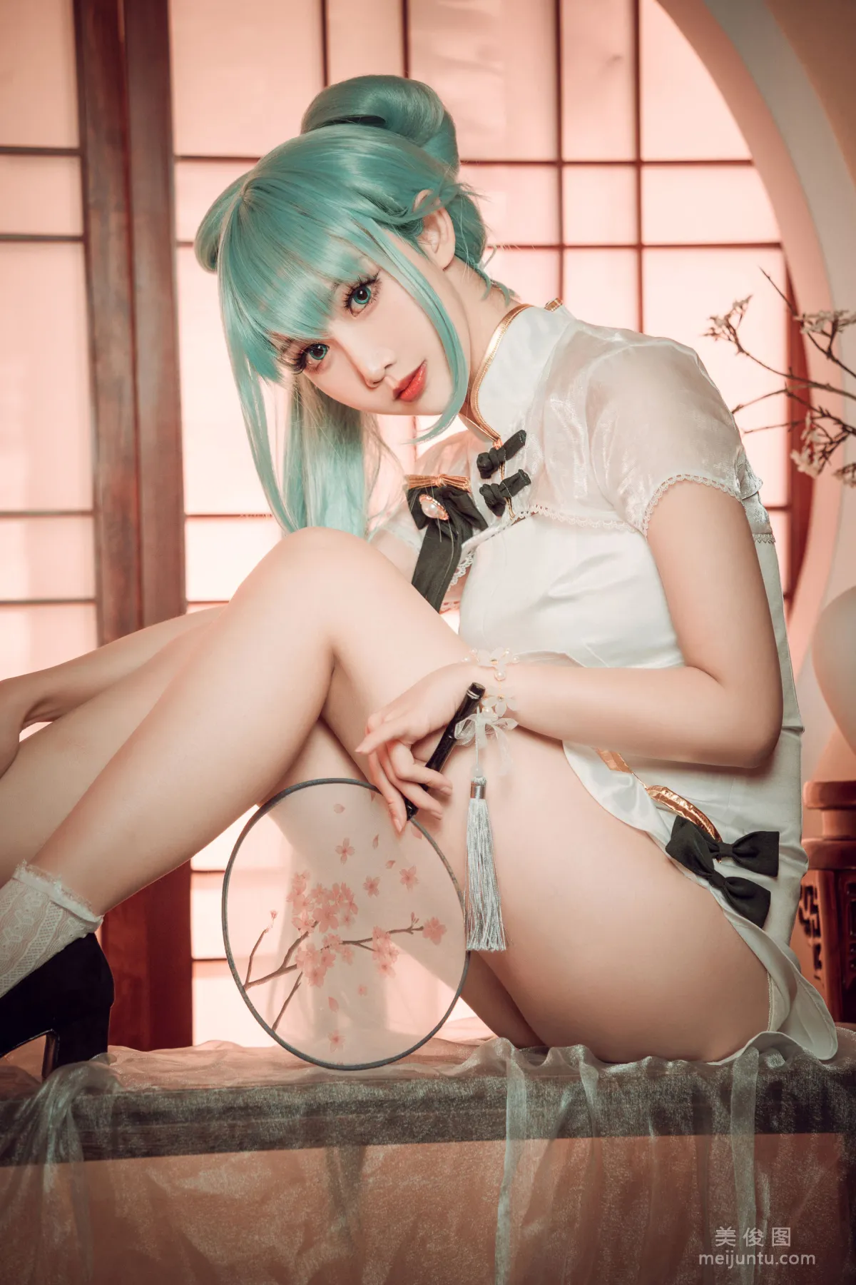 可爱人气Coser面饼仙儿 - 初音旗袍 写真套图8