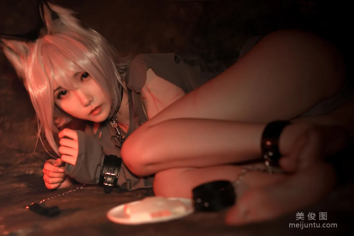 [COS福利] 動漫博主曉美媽 - 奴隸狼少女 4