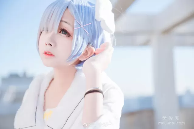 [COS福利] 日奈嬌 -  蕾姆 白裙 寫真套圖