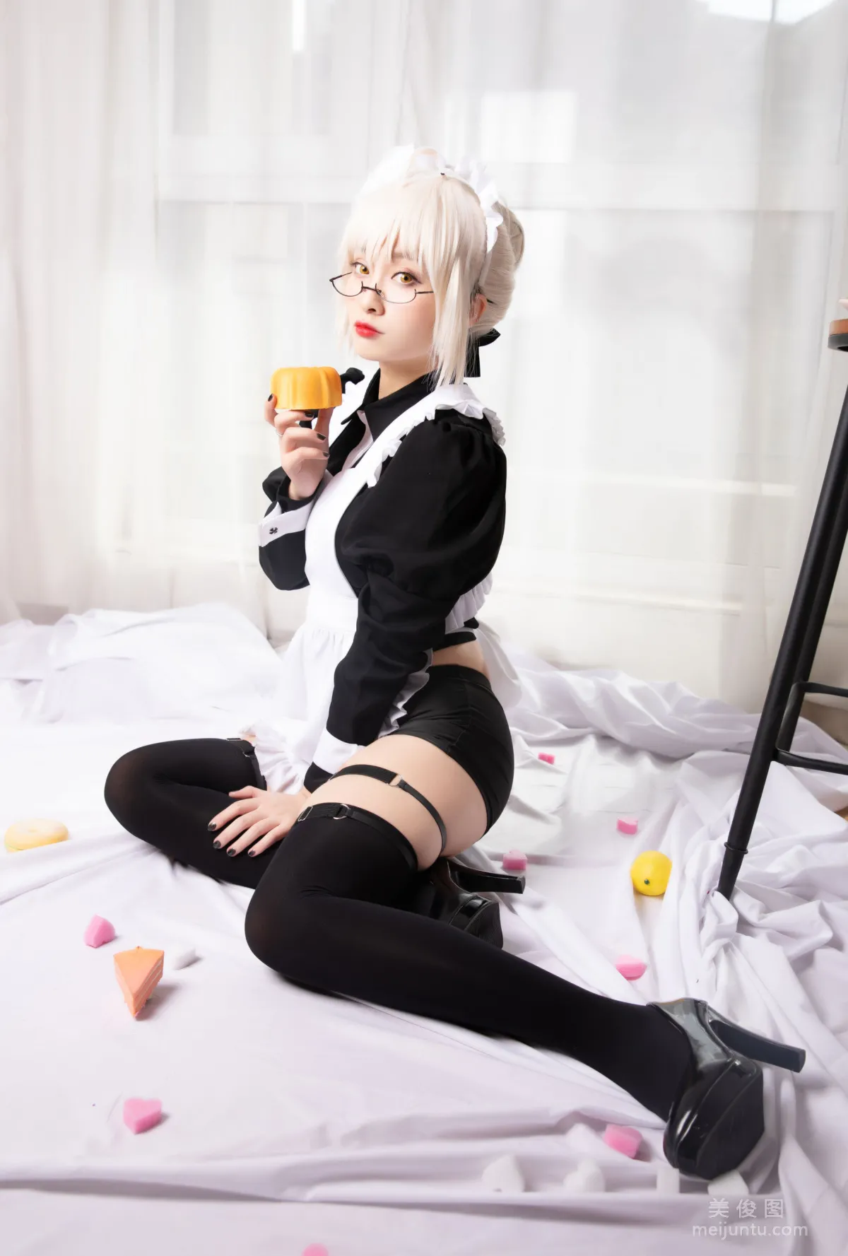 [COS福利] 洛璃LoLiSAMA - BX女仆36