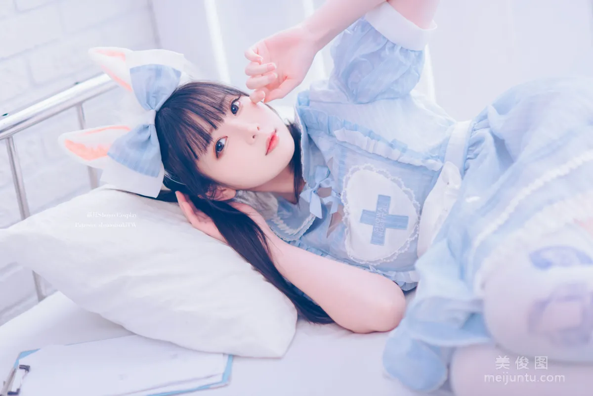 [COS福利] 微博妹紙霜月shimo - 女仆裙 12