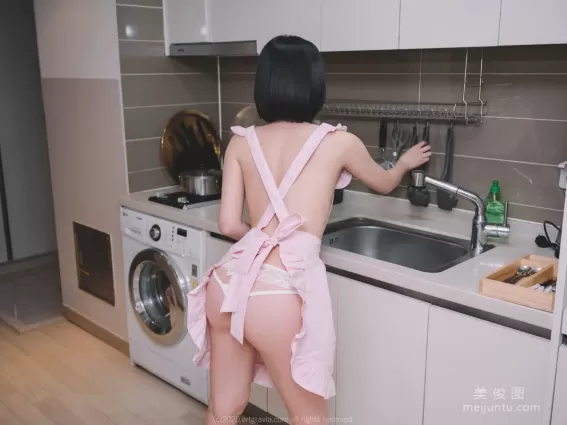 [ARTGRAVIA] VOL.223 Jangjoo - 性感廚娘