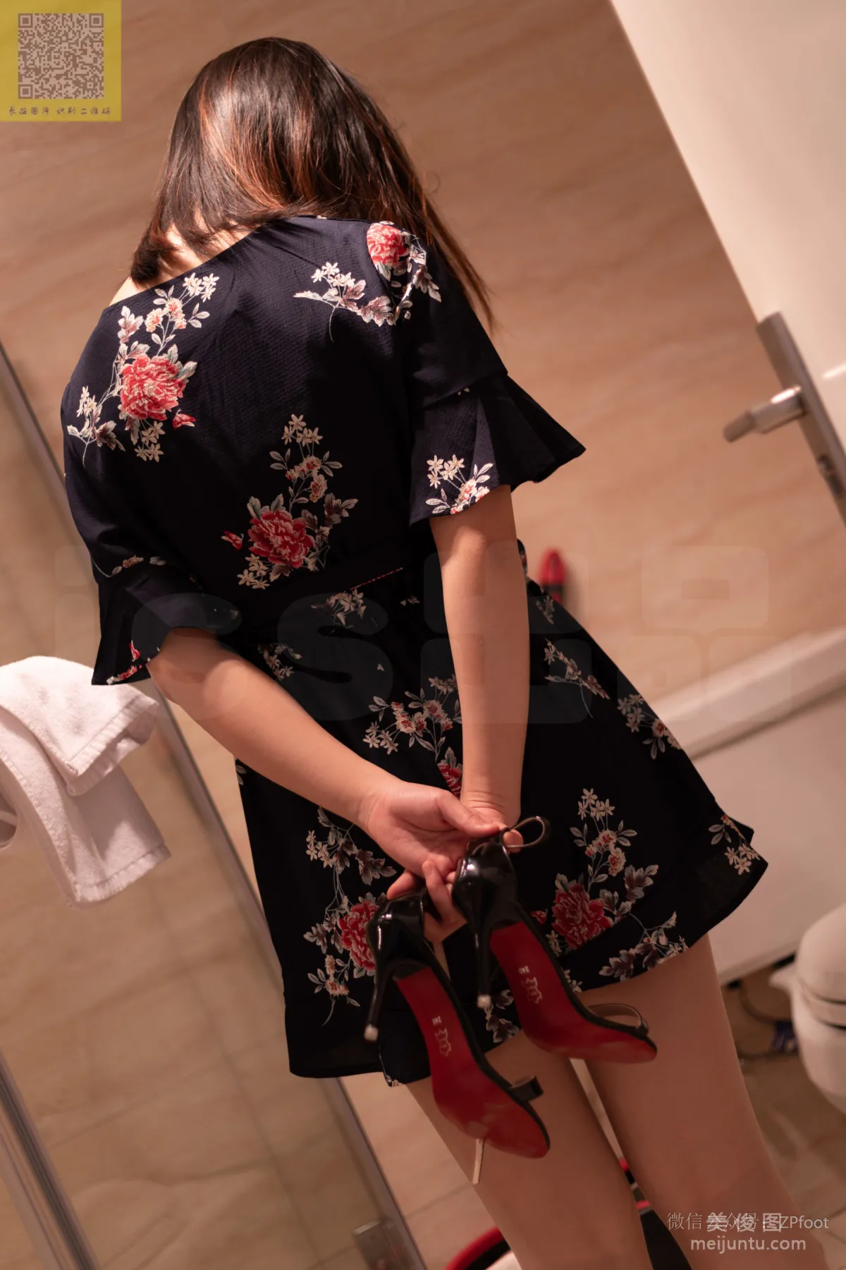 [LSS山茶摄影] NO.297 小辛的肉丝碎花裙1