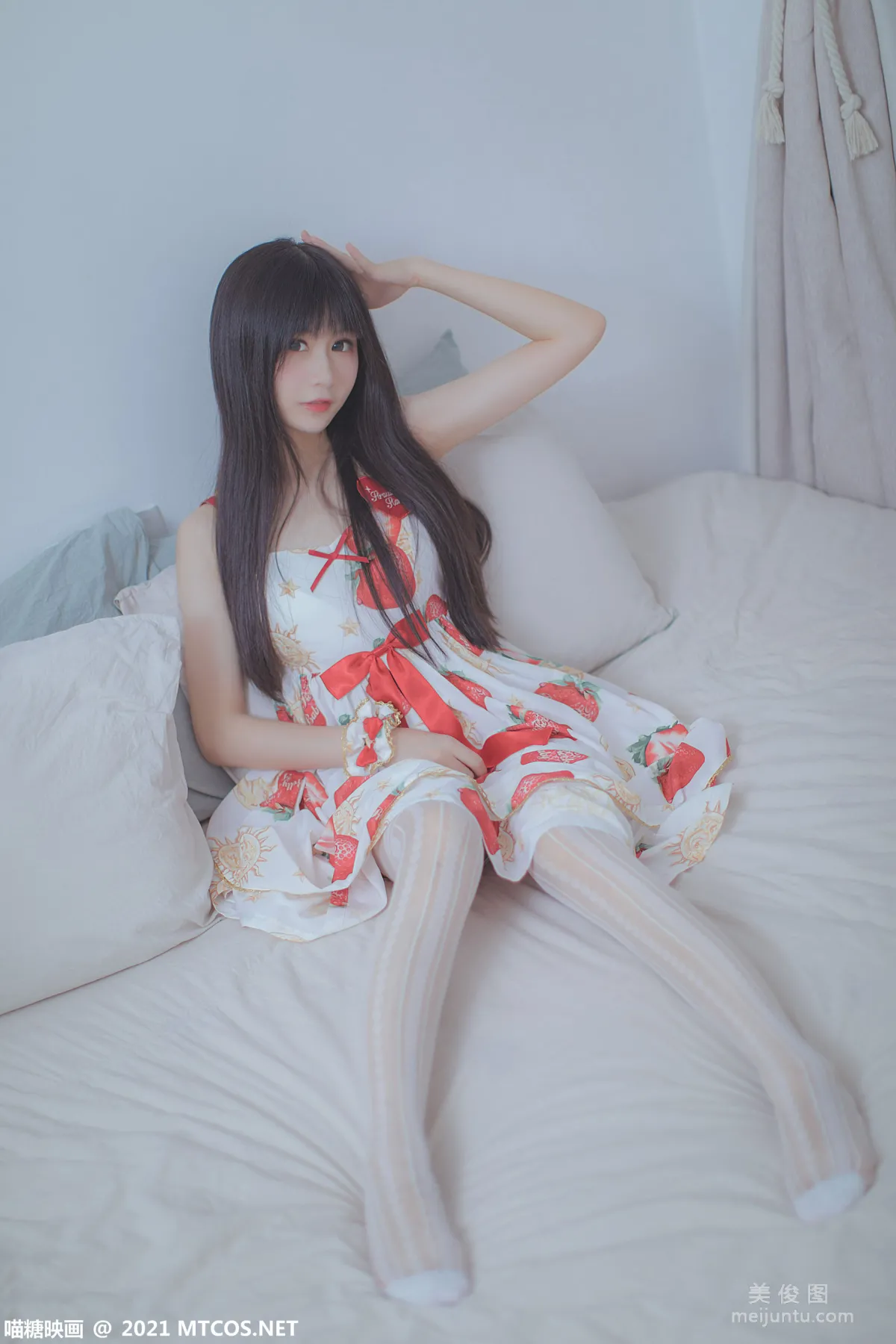 [喵糖映畫] VOL.407 草莓小裙子 寫真套圖 21