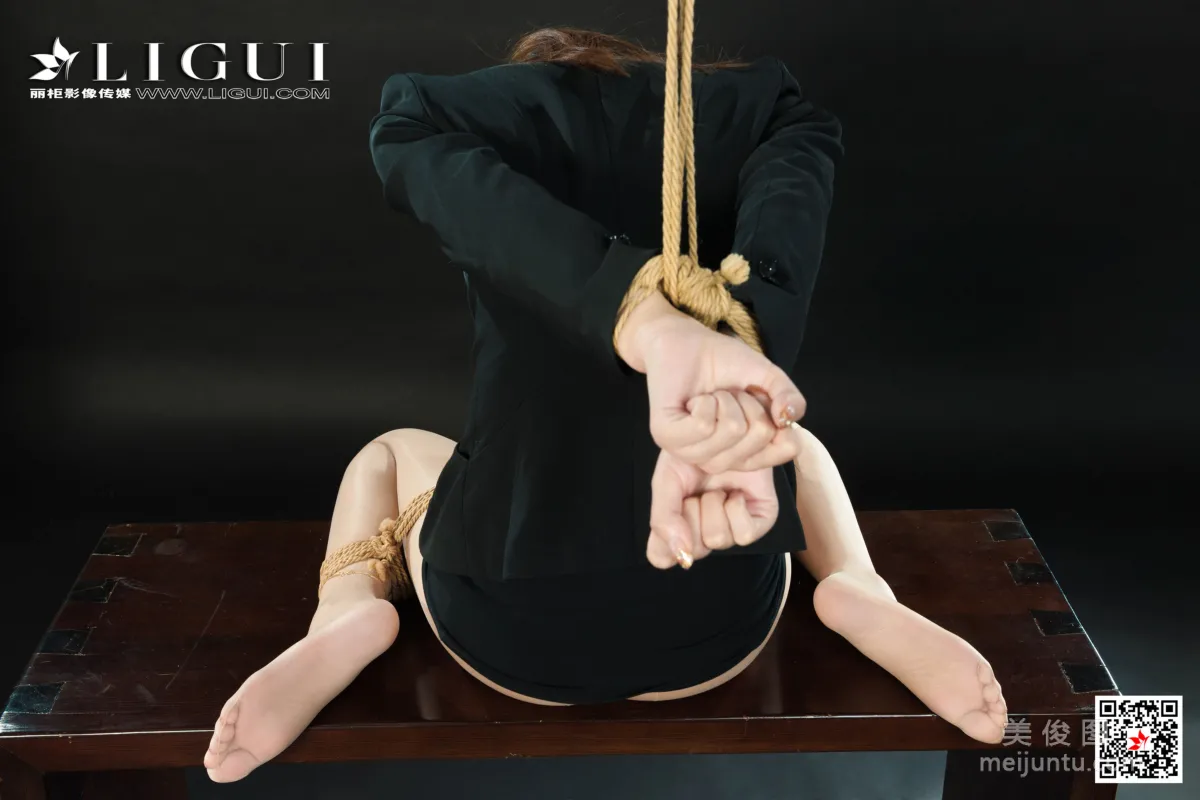 [麗櫃Ligui] 文芮 《Boss 情虐》 絲襪寫真 41