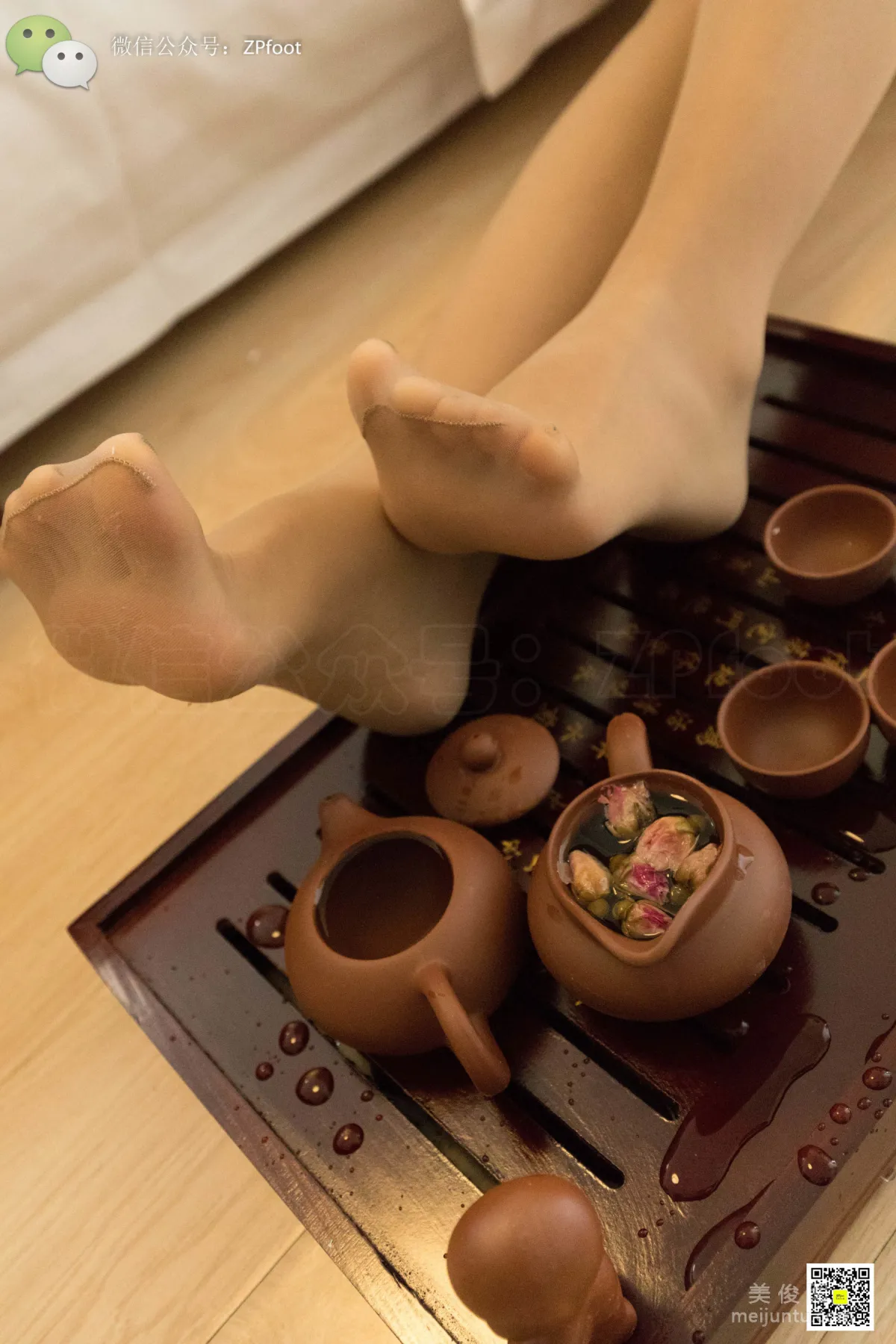 [LSS山茶攝影] NO.289 着眼絲泡茶 絲襪美腿寫真 11