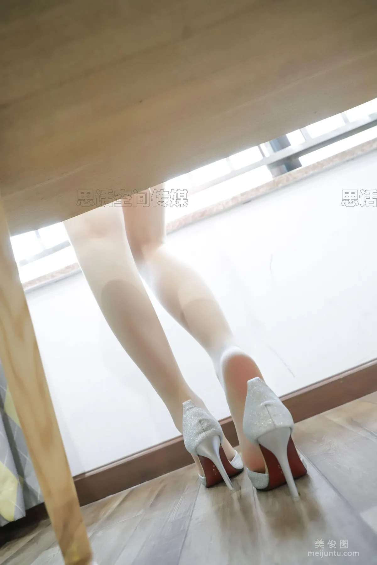 [思話SiHua] SJ007 露露 - 桌上的元氣女孩 17