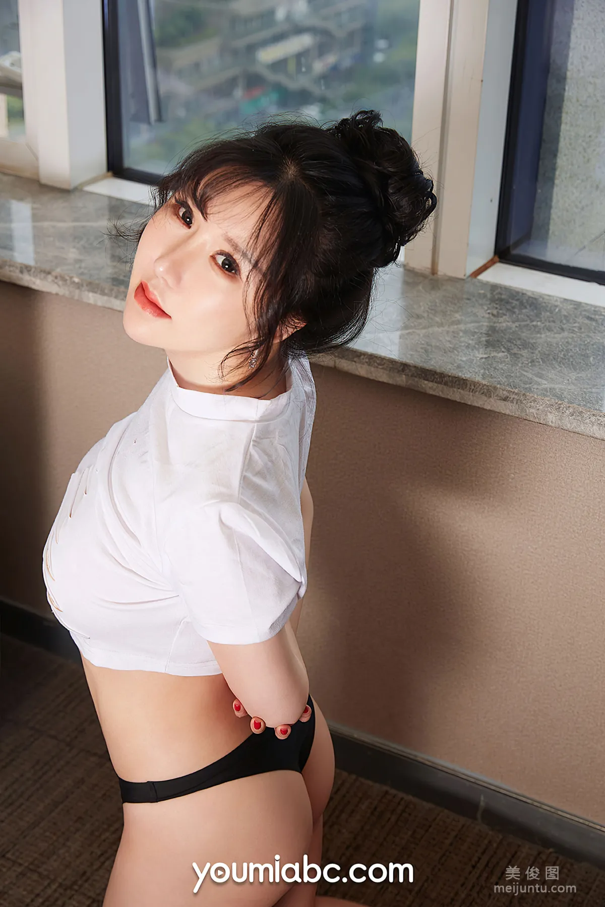 [尤蜜YouMiabc] 奶熙寶寶 - 欲火難抑 14