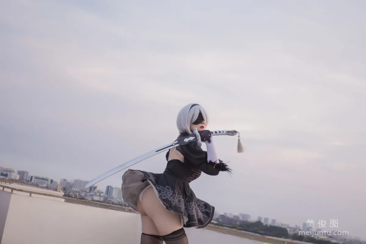 [COS福利] Uy Uy - 2B 写真集32