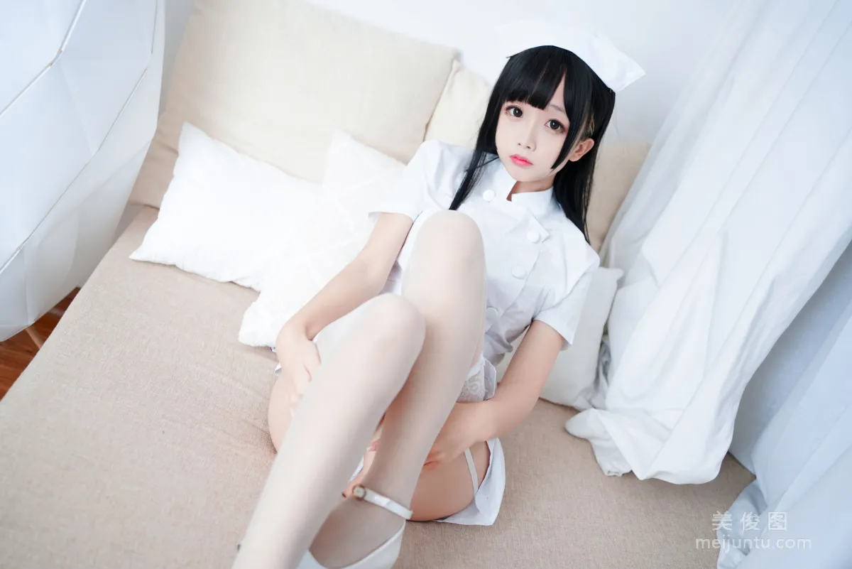 [COS福利] 日奈嬌 - 純白護士 73