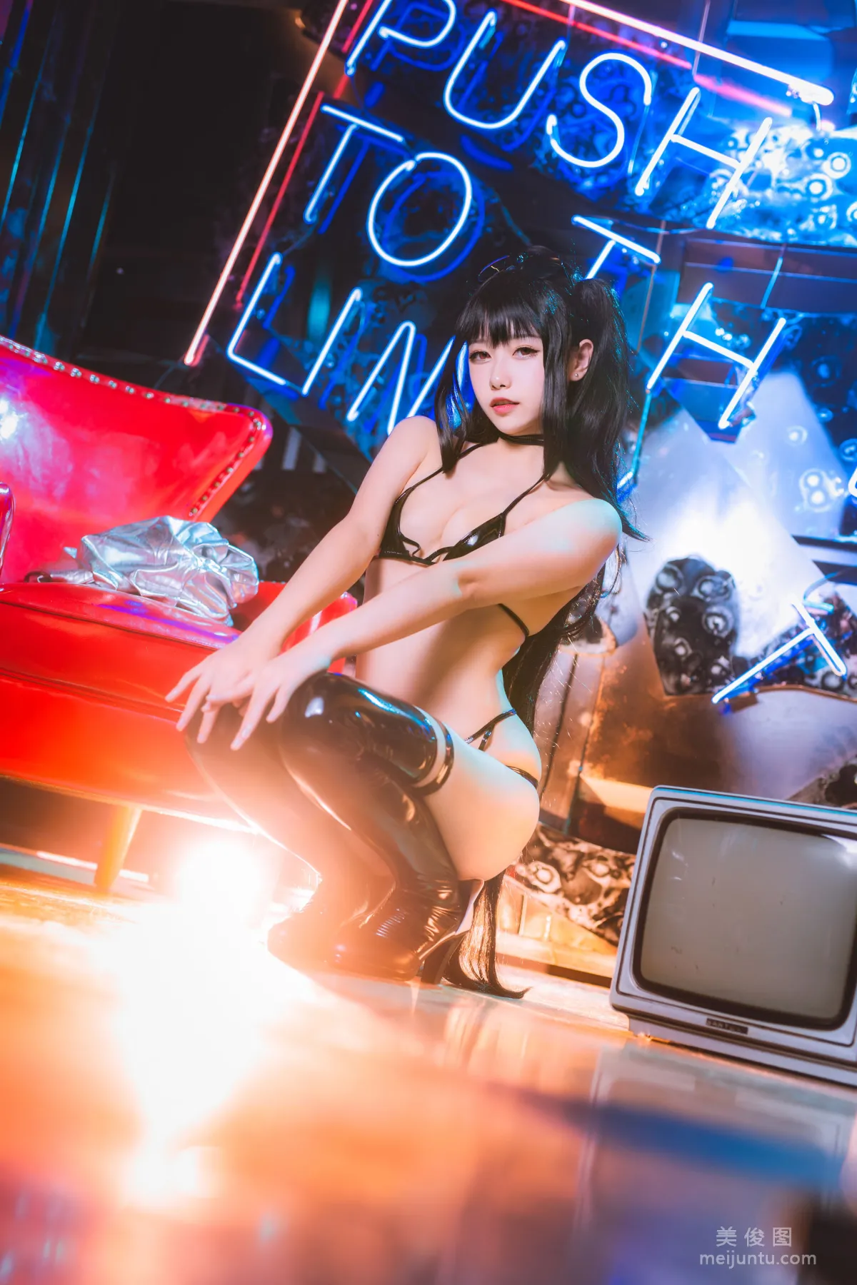 [COS福利] 微博妹子Momoko葵葵 - 大鳳之賽車 18
