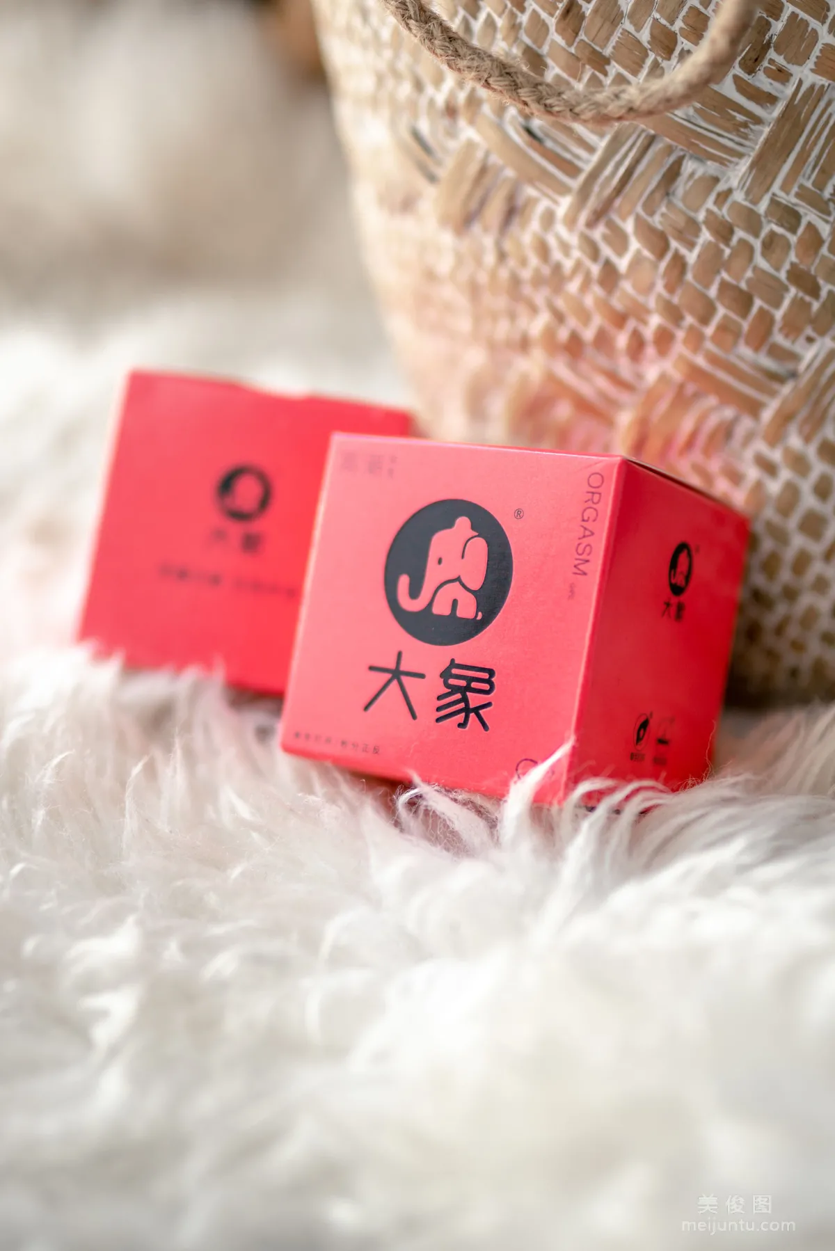 [COS福利] 蠢沫沫 - 大象 白睡衣 27