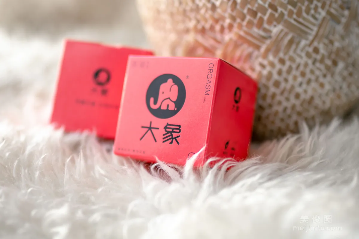 [COS福利] 蠢沫沫 - 大象 白睡衣28