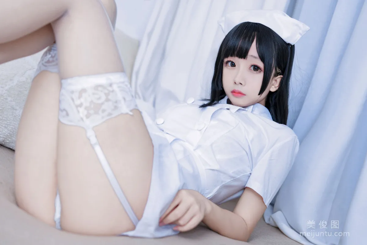 [COS福利] 日奈嬌 - 純白護士 39