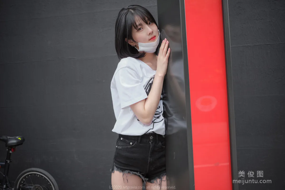 [ARTGRAVIA] VOL.181 Isabella - 熱褲妹子的誘惑 23