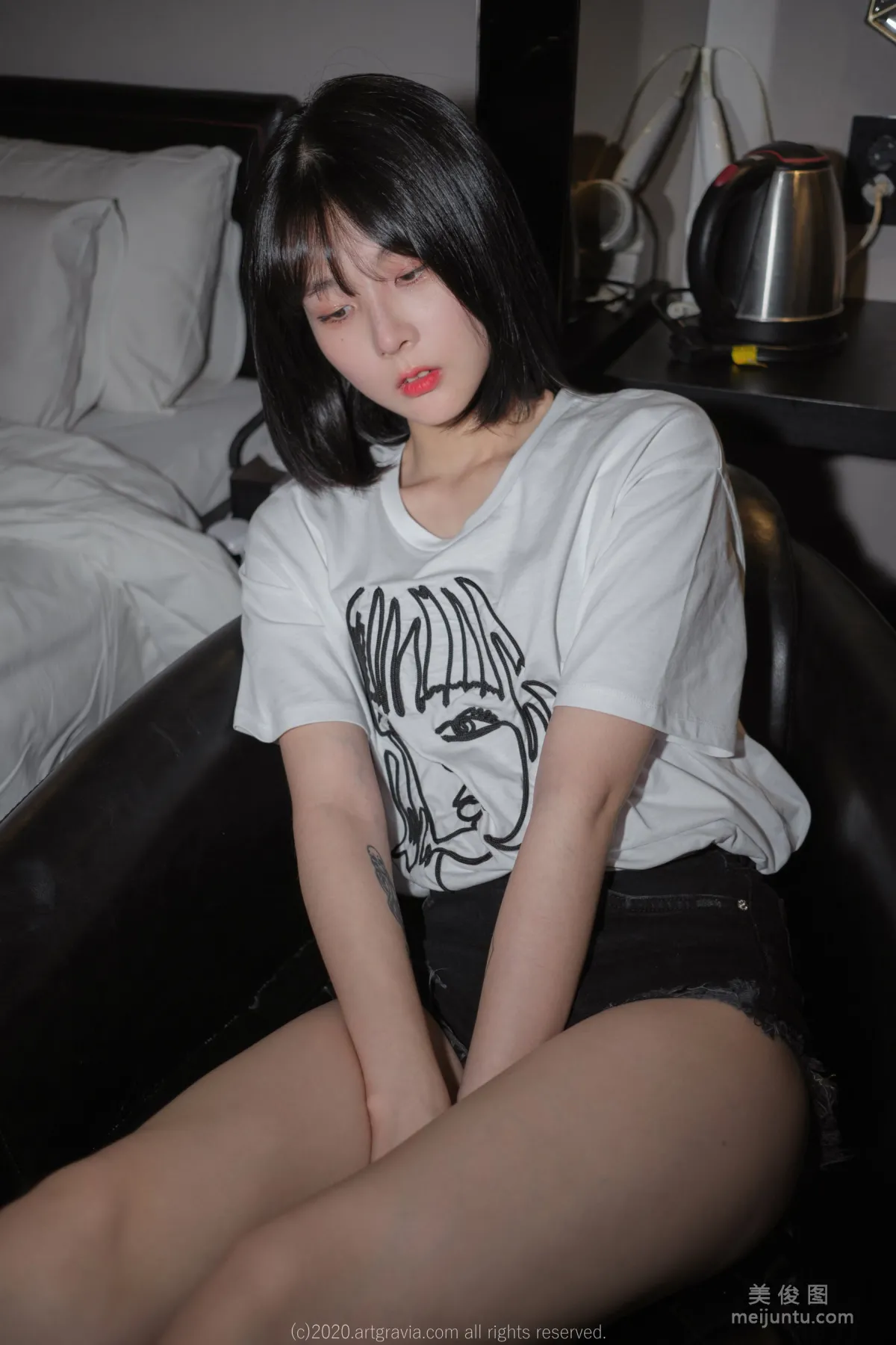 [ARTGRAVIA] VOL.181 Isabella - 熱褲妹子的誘惑 30