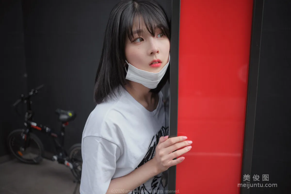 [ARTGRAVIA] VOL.181 Isabella - 熱褲妹子的誘惑 27