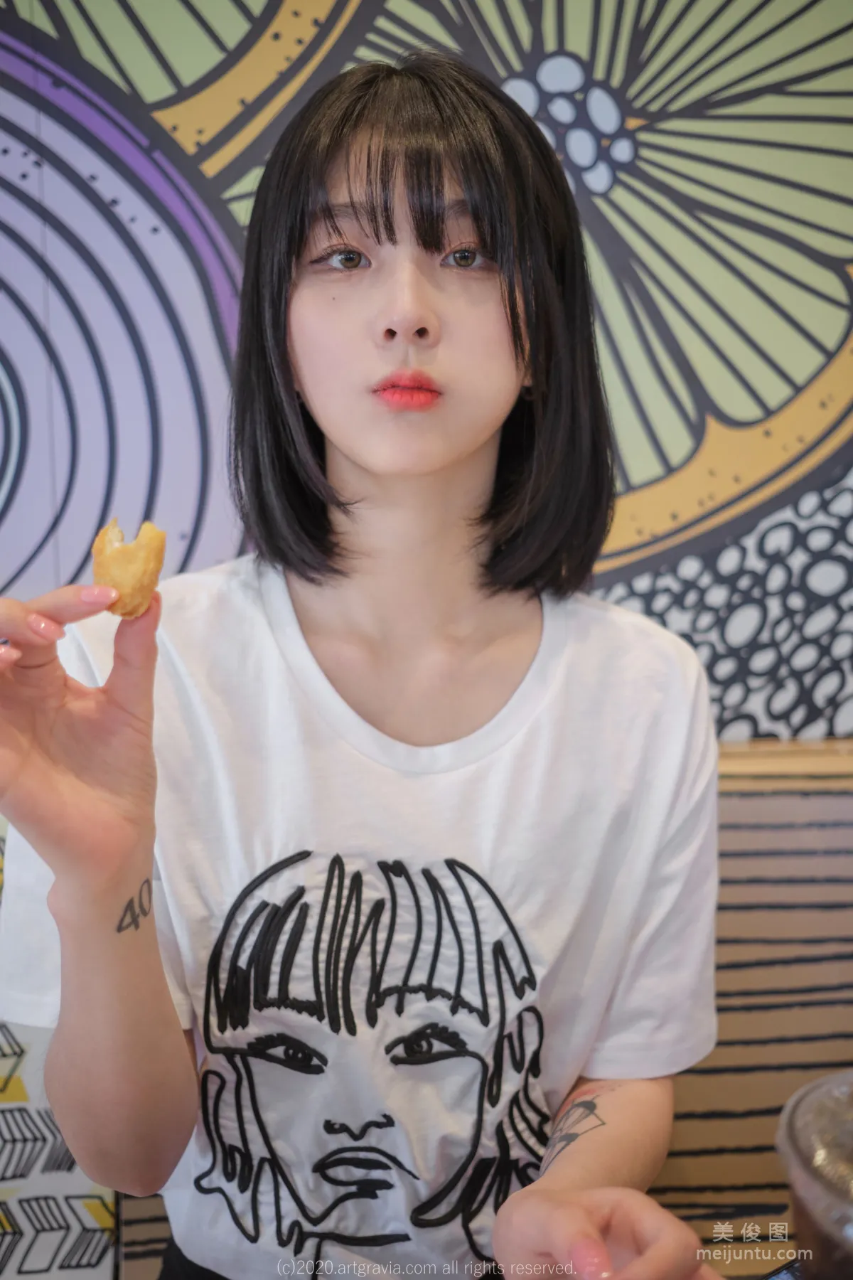[ARTGRAVIA] VOL.181 Isabella - 熱褲妹子的誘惑 19