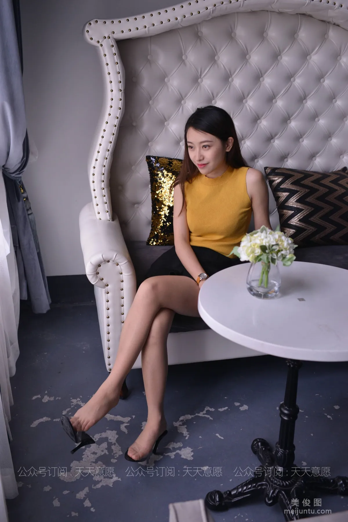 [IESS异思趣向] 丝享家 778：小婕《与花共舞》 丝袜美腿丝足套图53