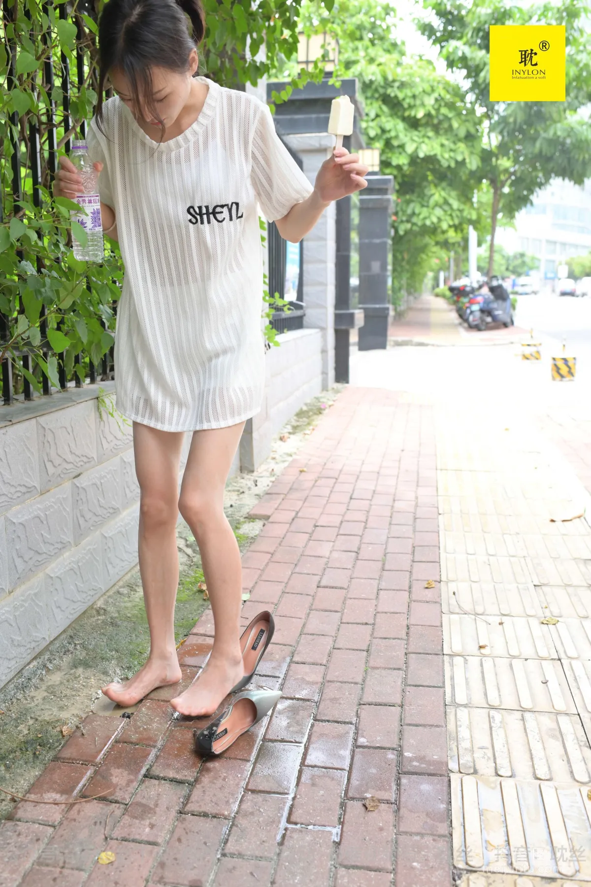 [IESS異思趣向]第N種幻想 孤單的周末④ 小六 絲襪美腿套圖 84