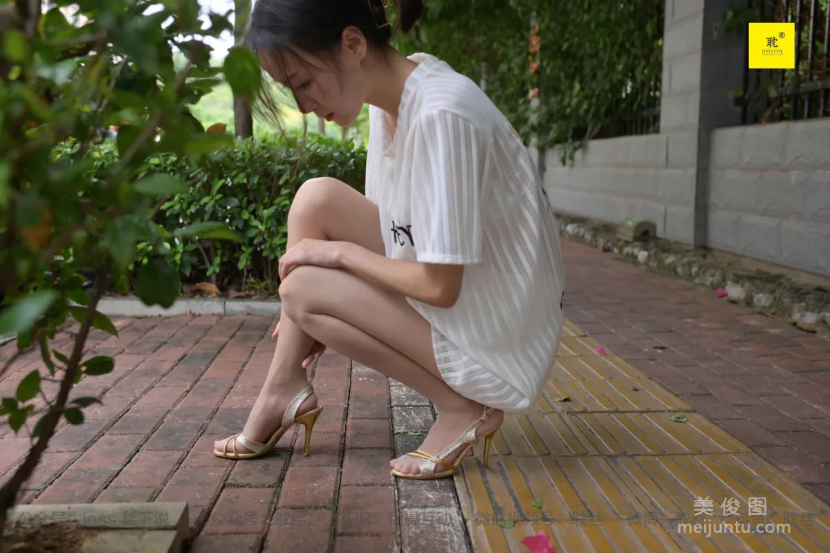 [IESS異思趣向]第N種幻想 孤單的周末① 小六 小裙子+魚嘴鞋+穿鞋玩水 47