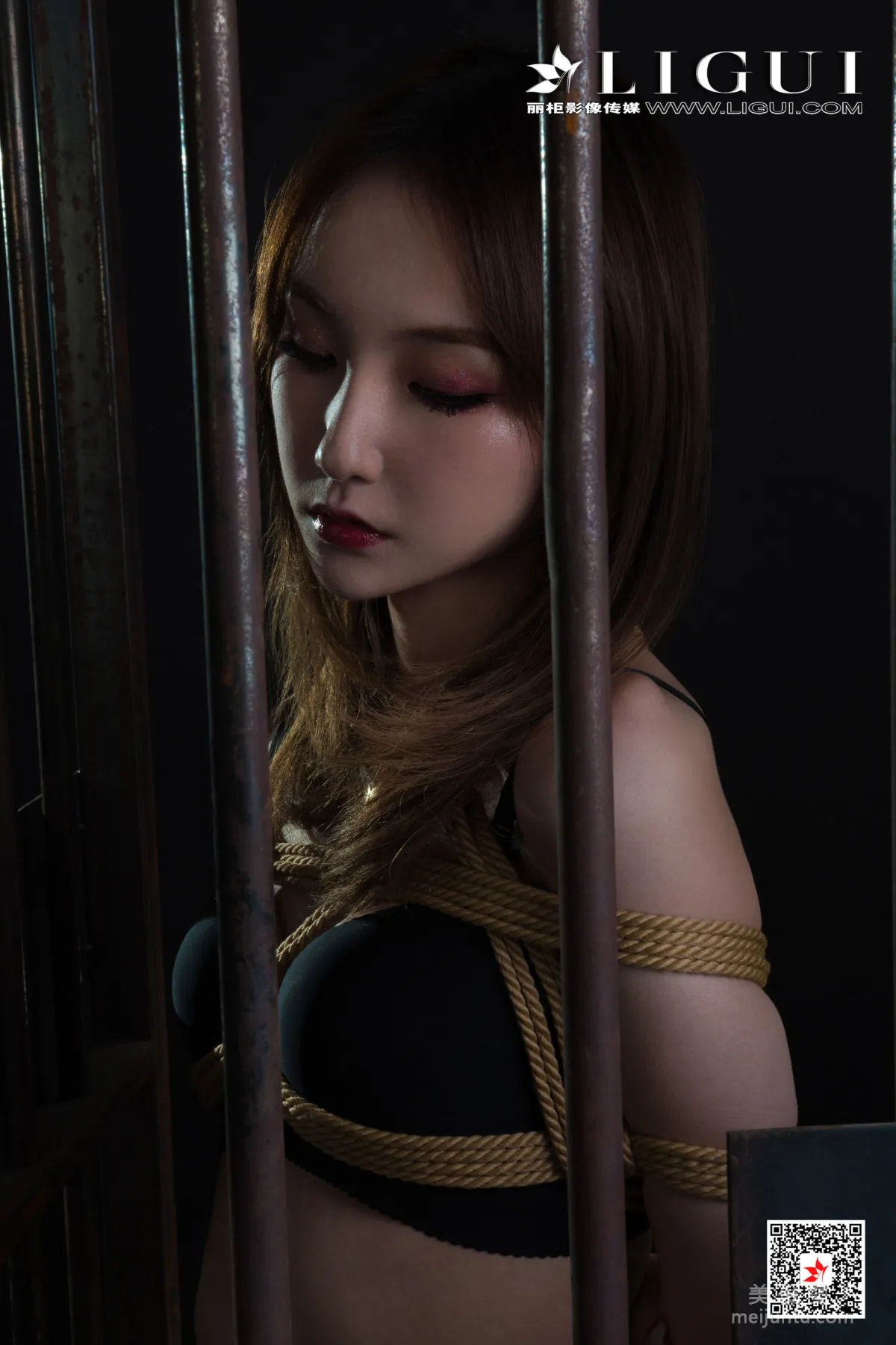 [丽柜Ligui] 蕊蕊 《私人定制-笼中的花蕊》 套图2