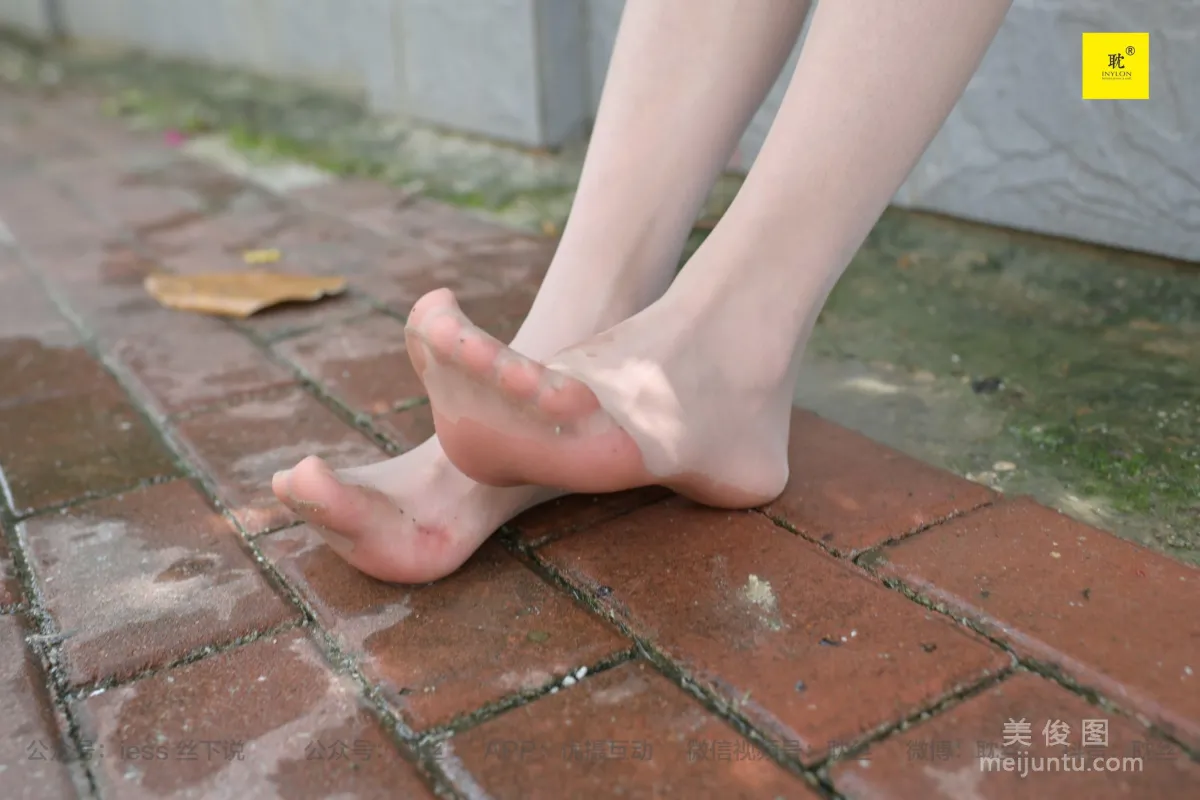 [IESS異思趣向]第N種幻想 孤單的周末⑧ 小六 絲襪美腿套圖 69