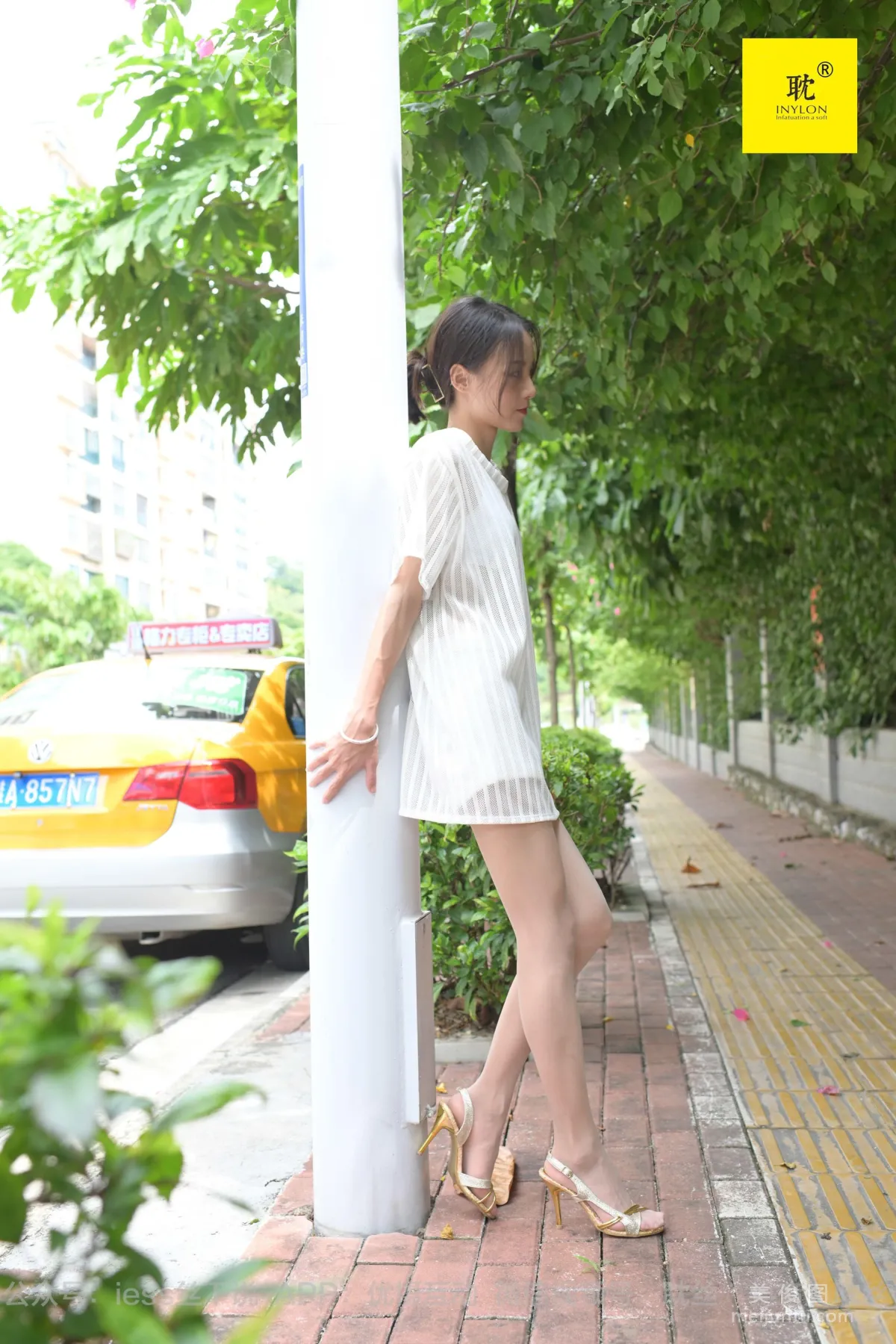 [IESS異思趣向]第N種幻想 孤單的周末② 小六 小裙子+魚嘴鞋+脫鞋玩水 61