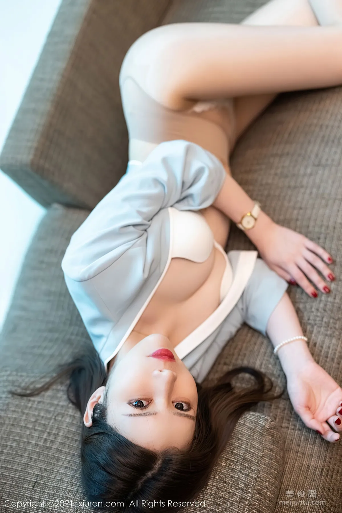[秀人XiuRen] No.3783 吳雪瑤 - 典雅多姿的職業裝系列 22