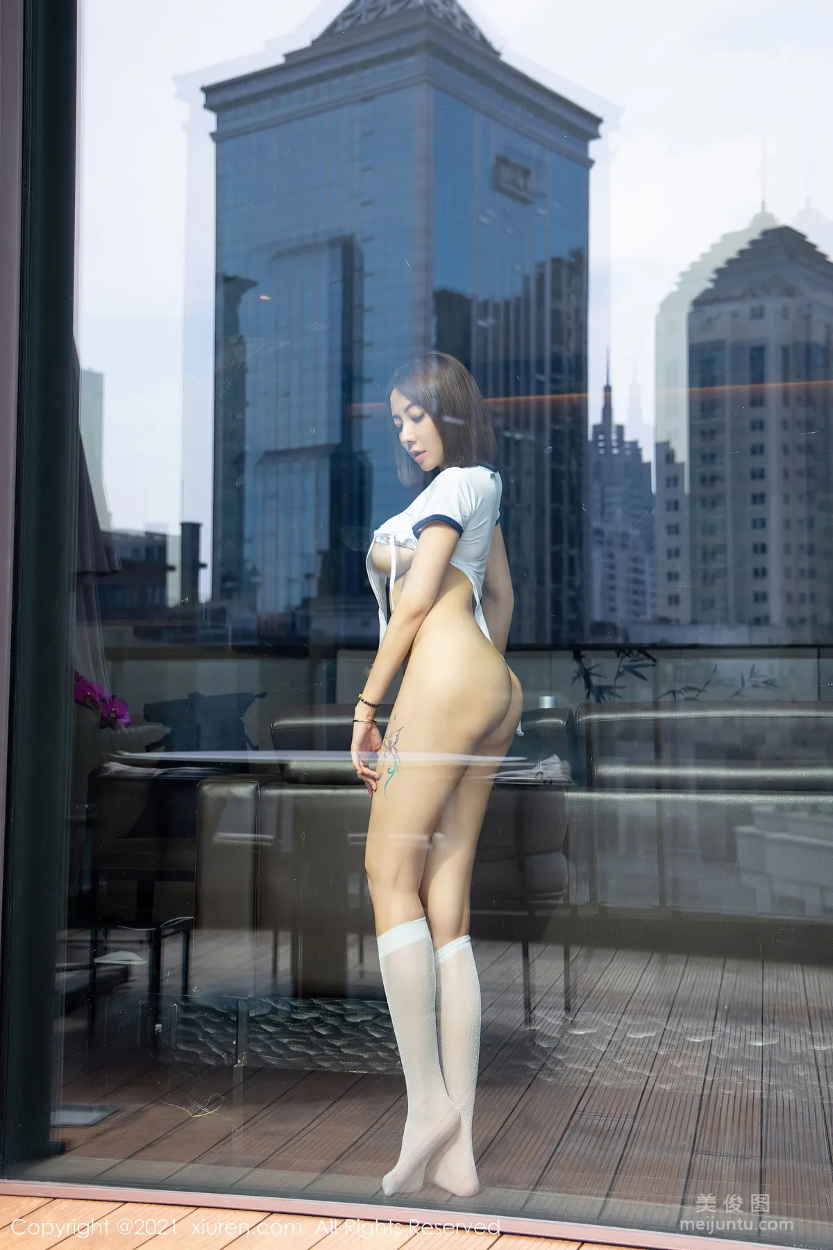 [秀人XiuRen] No.3777 果兒Victoria - 白色連體衣服飾系列 49