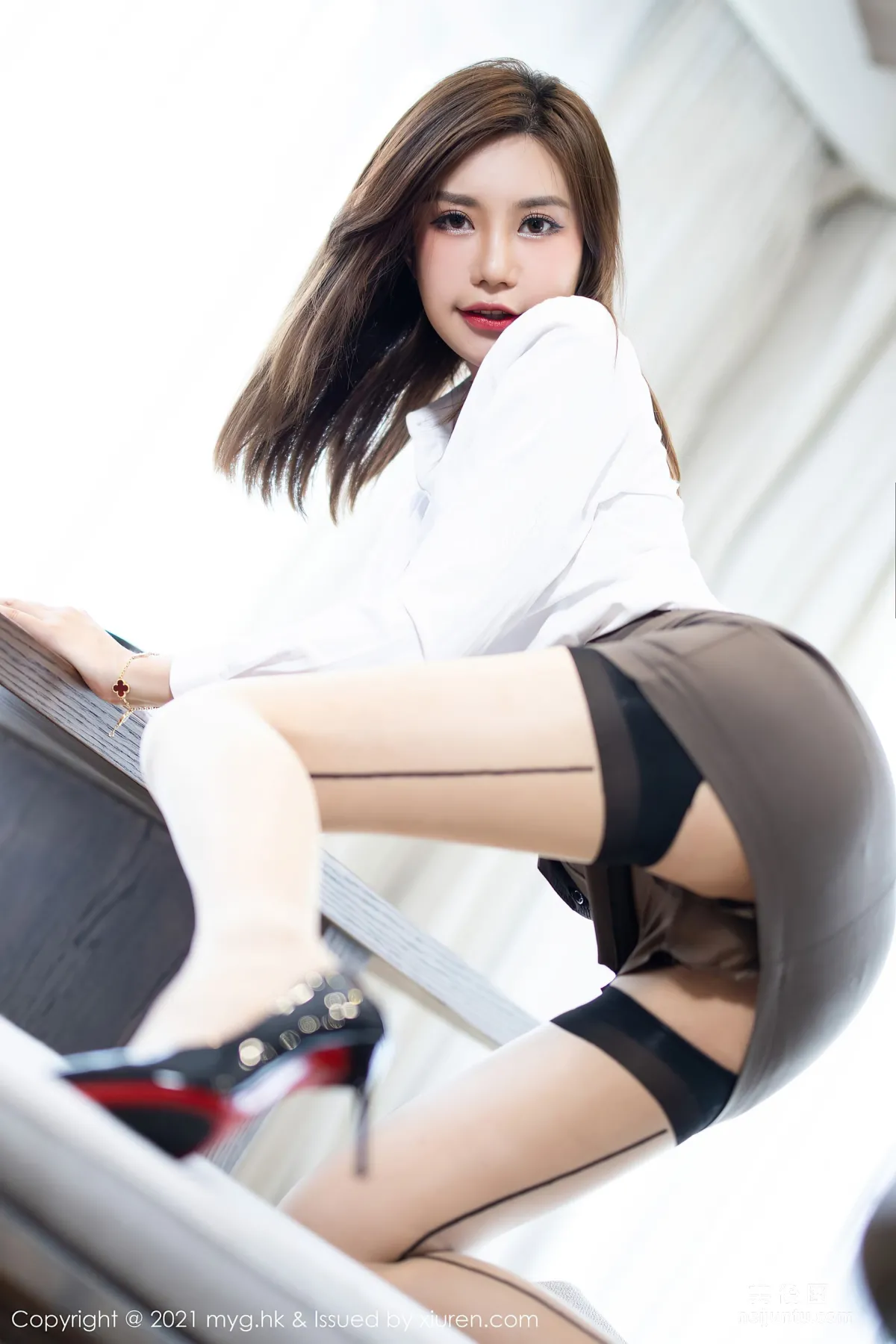 [美媛館MyGirl] Vol.570 绮裡嘉Carina - 經典典雅的襯衫 31