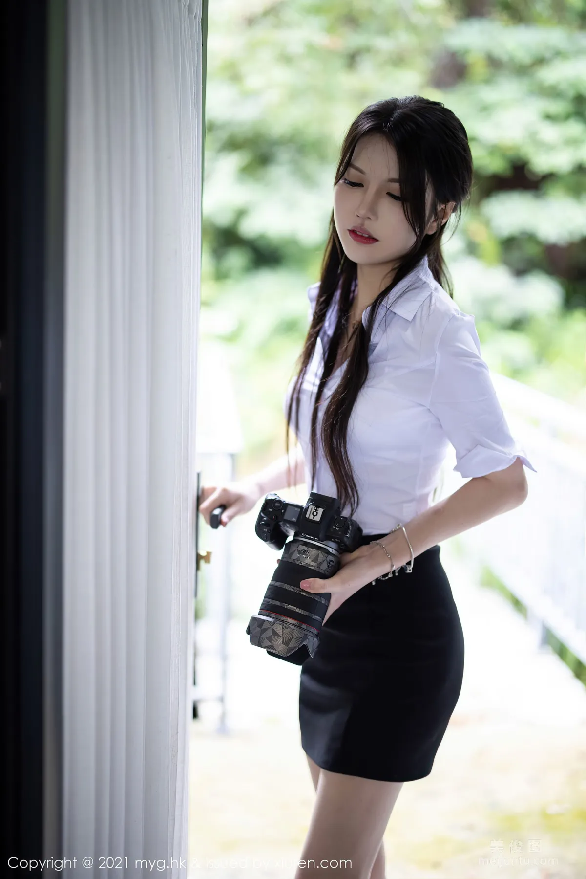 [美媛館MyGirl] Vol.572 媛媛醬belle - 經典的白襯衫黑短裙系列 3