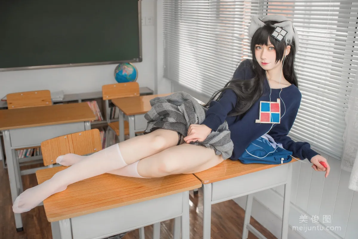 [網紅COSER寫真] izumi泉桃子 - 純白畢業季 26