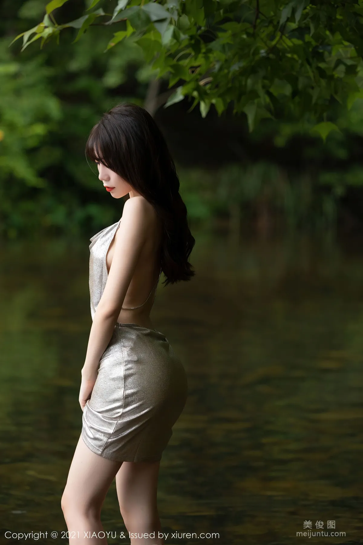 [語畫界XIAOYU] Vol.588 芝芝Booty - 山水林間佳人媚态生輝 14