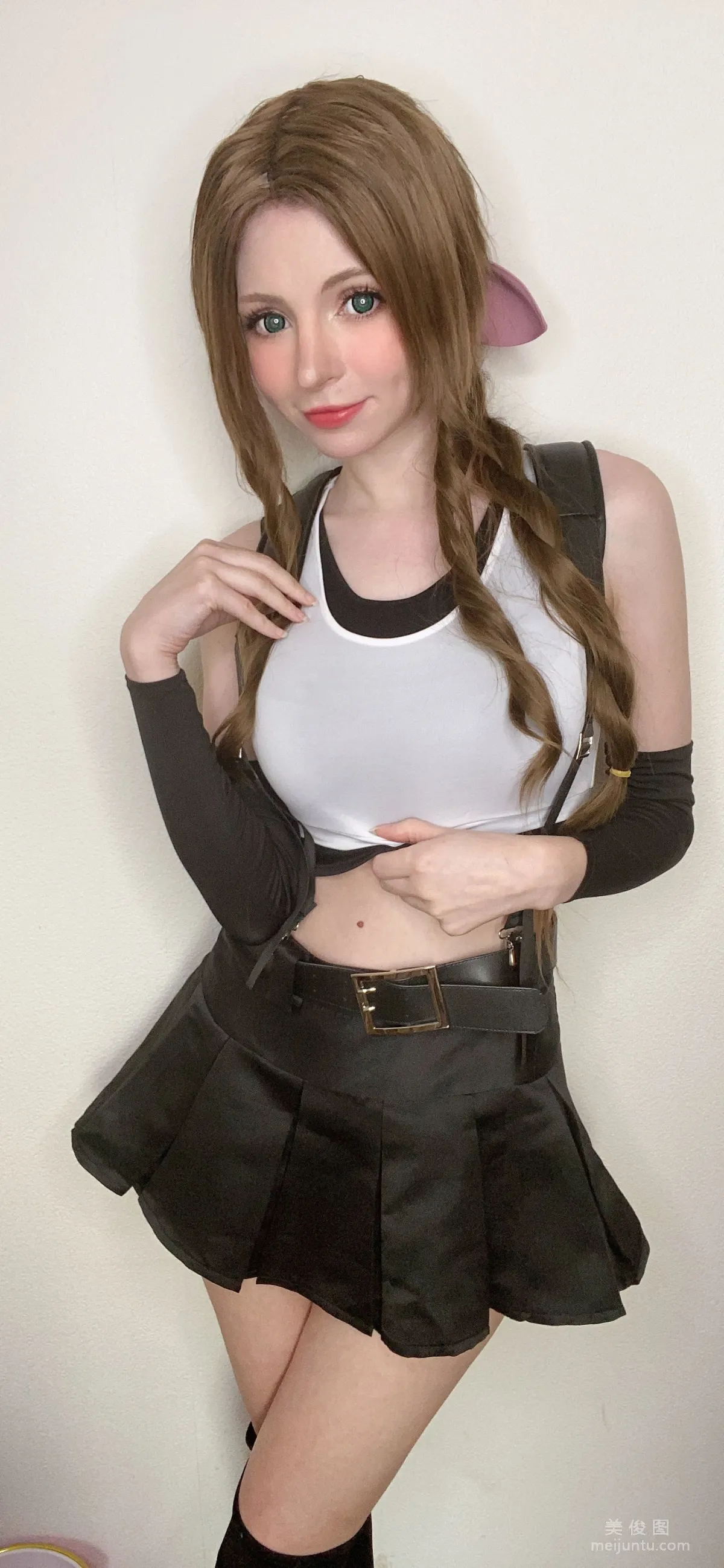 [網紅COSER] Peach milky - Aerith Tifa Swap 24
