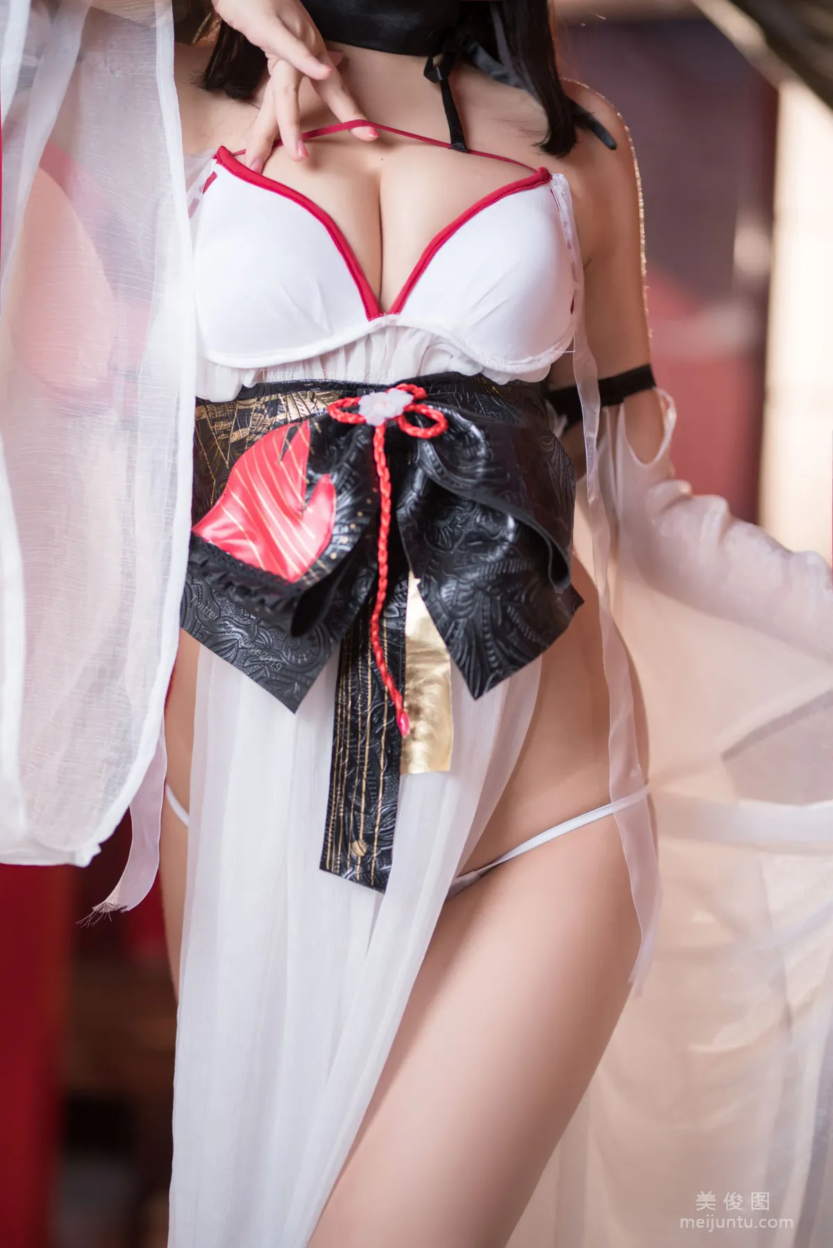 [網紅COSER] 萌系小姐姐-白烨- - 濕身泳裝 27