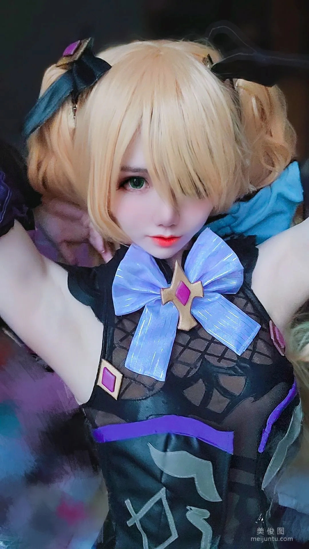 [網紅COSER] Sally Dorasnow - Fischl Selfie 6