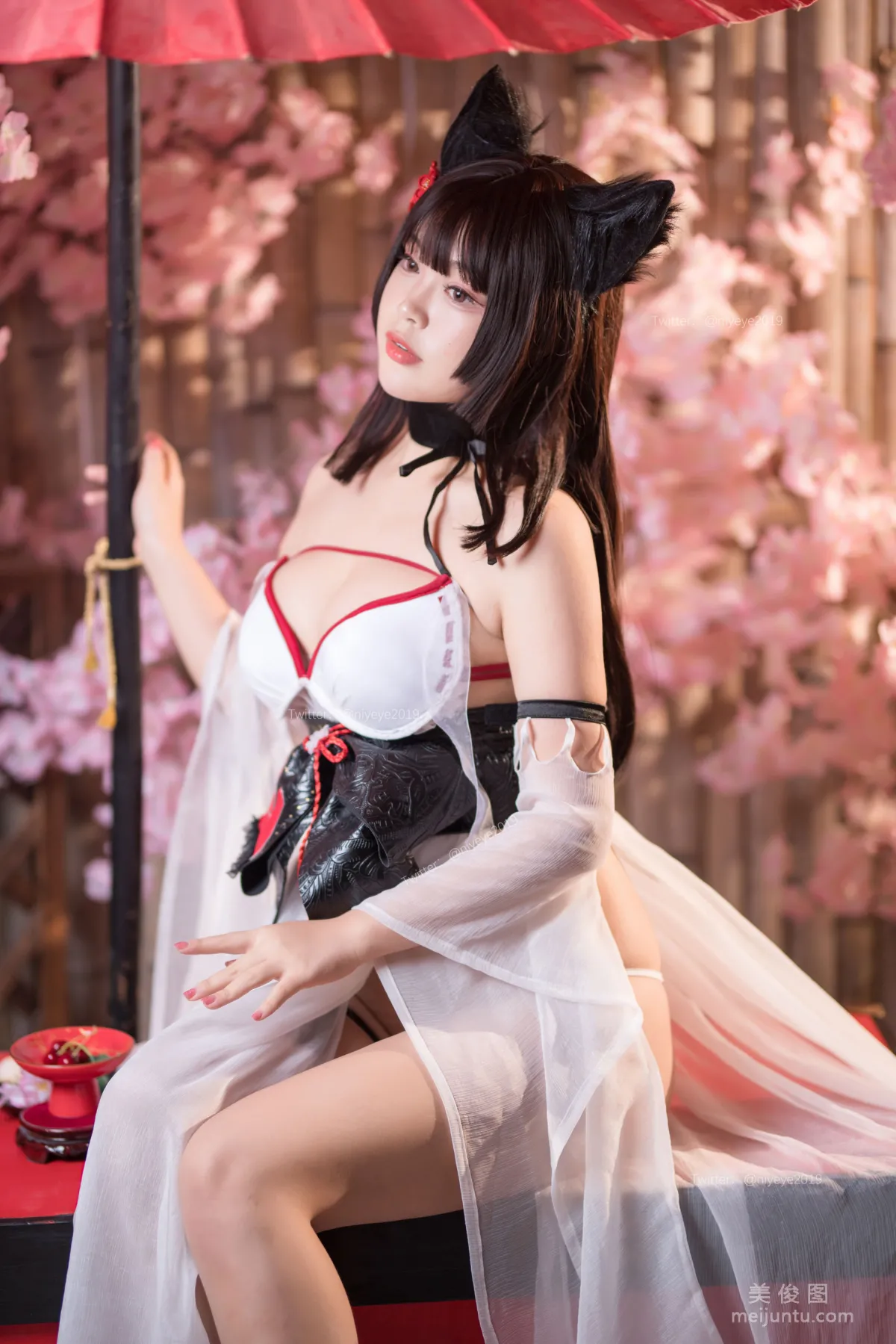 [網紅COSER] 萌系小姐姐-白烨- - 濕身泳裝 7