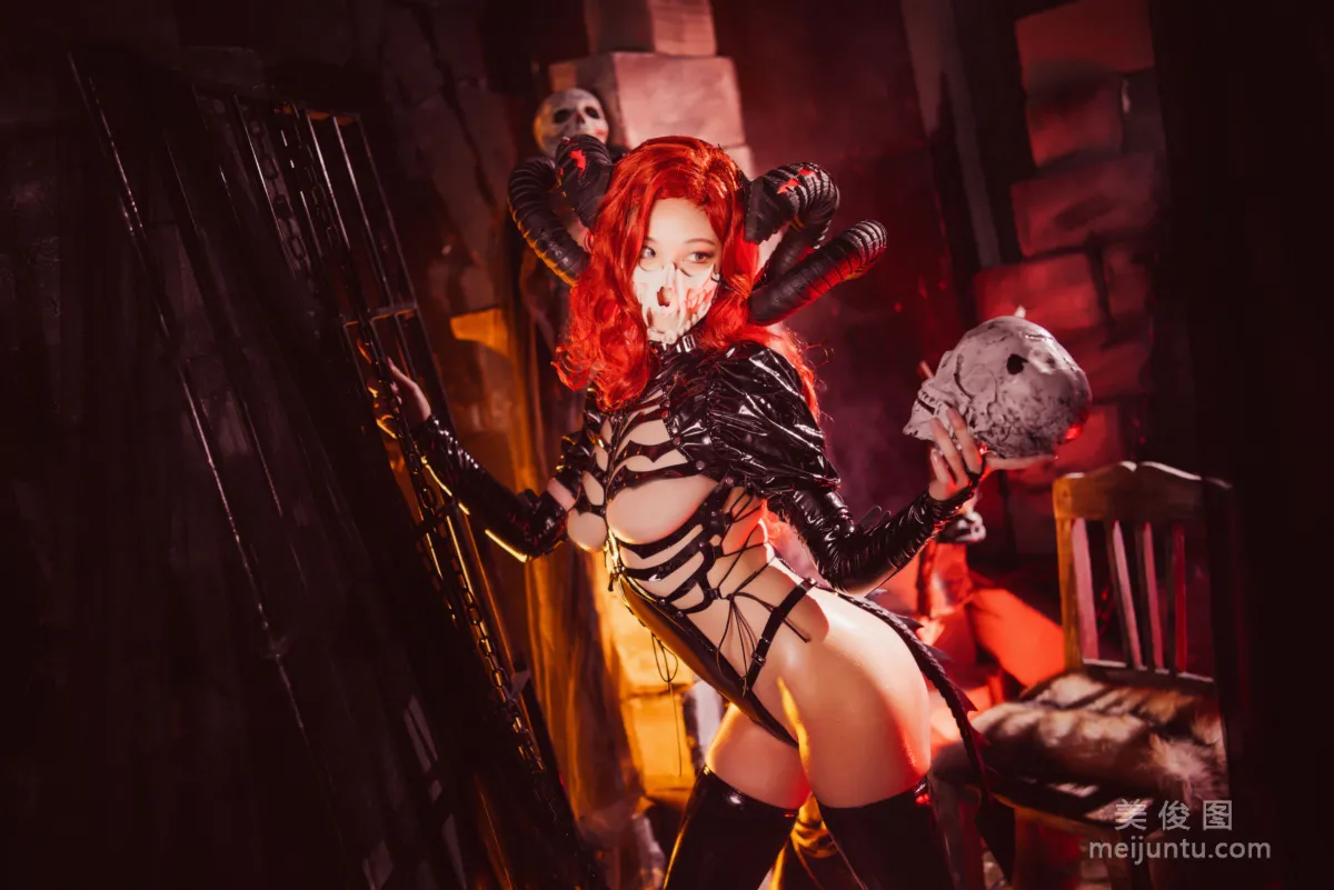 [網紅COSER] 萌系小姐姐蜜汁貓裘 - 骸骨 13