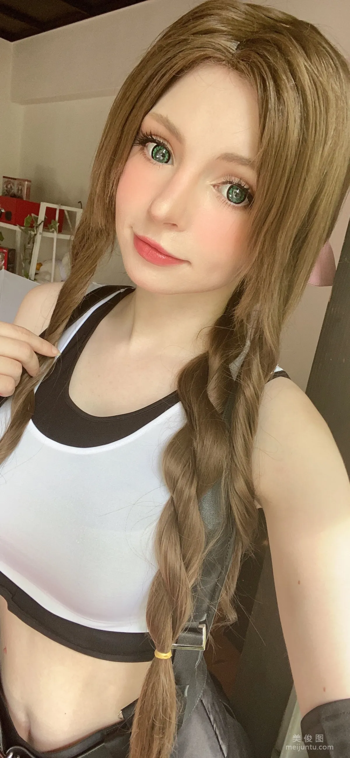 [網紅COSER] Peach milky - Aerith Tifa Swap 20