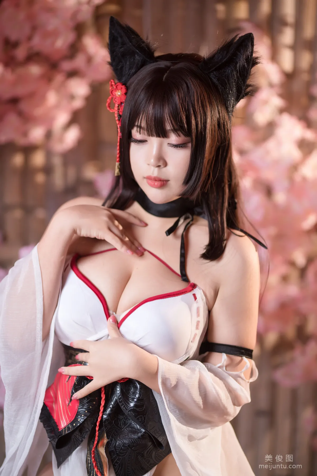 [網紅COSER] 萌系小姐姐-白烨- - 濕身泳裝 19