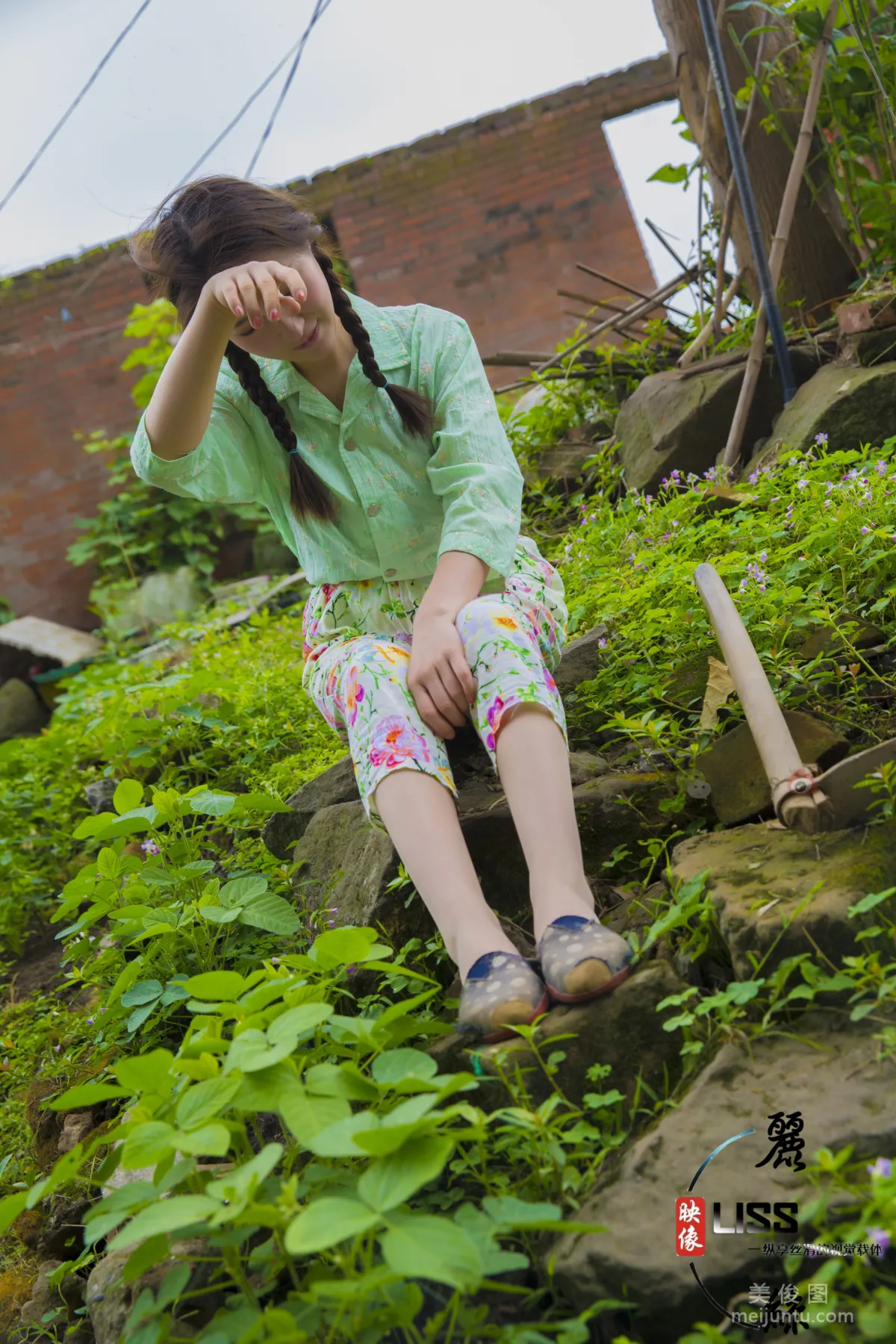 [丽丝映像GIRLISS] 《村姑》 写真集5