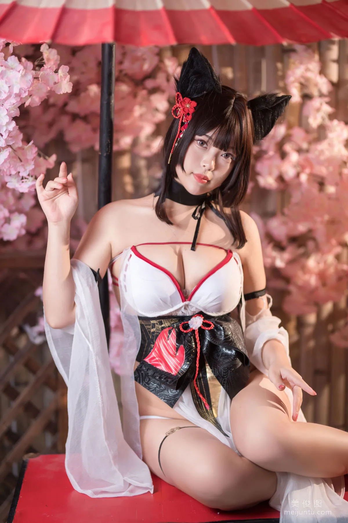 [網紅COSER] 萌系小姐姐-白烨- - 濕身泳裝 20