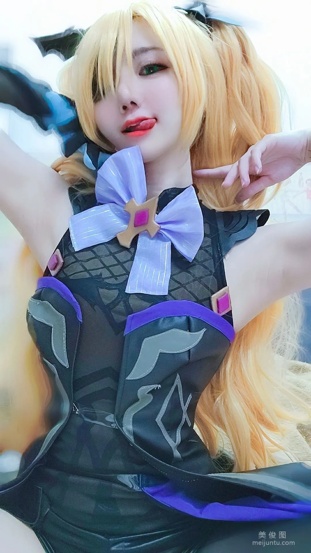 [網紅COSER] Sally Dorasnow - Fischl Selfie 15