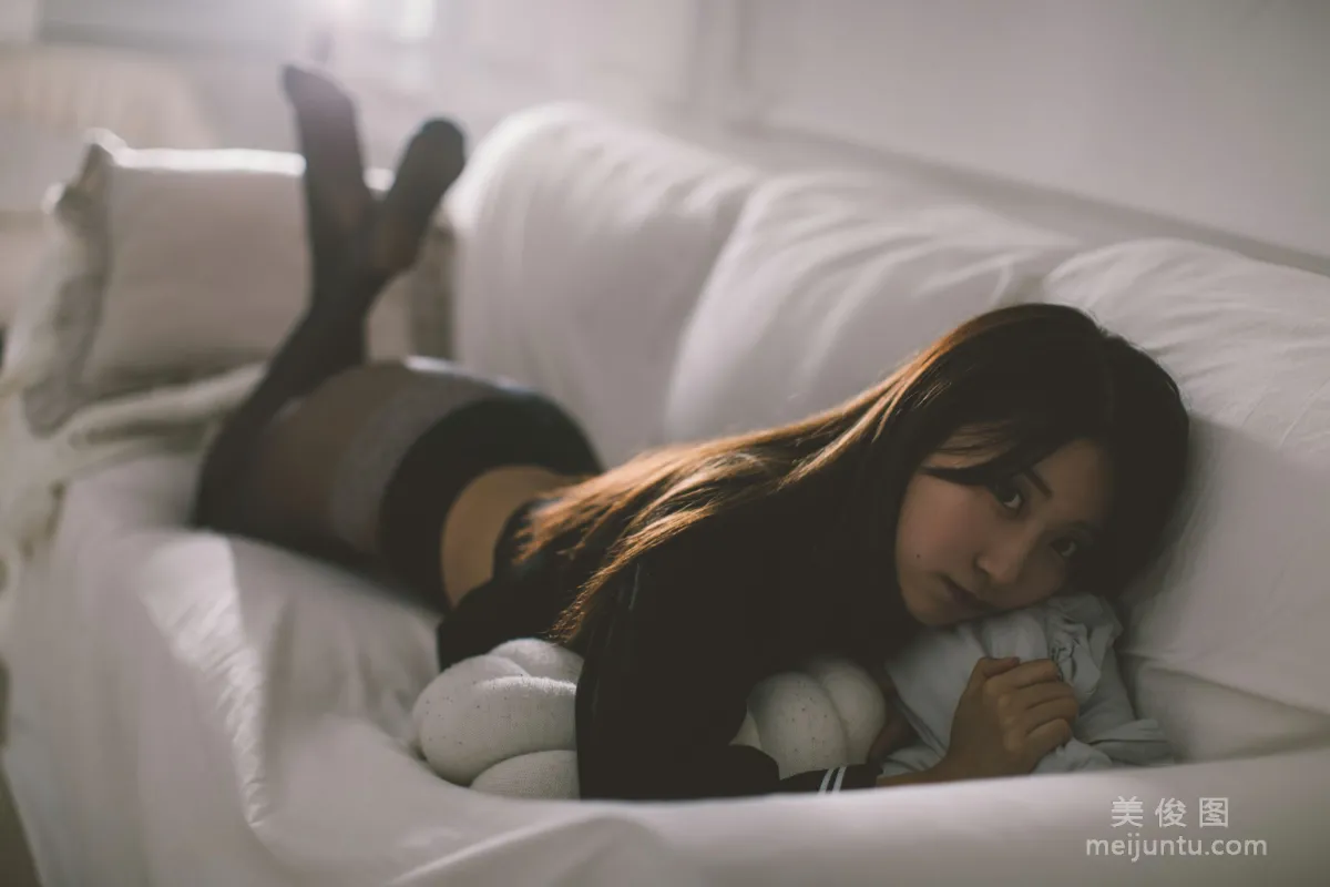 [丽丝映像GIRLISS]  《丝滑情节的教师》 写真集96