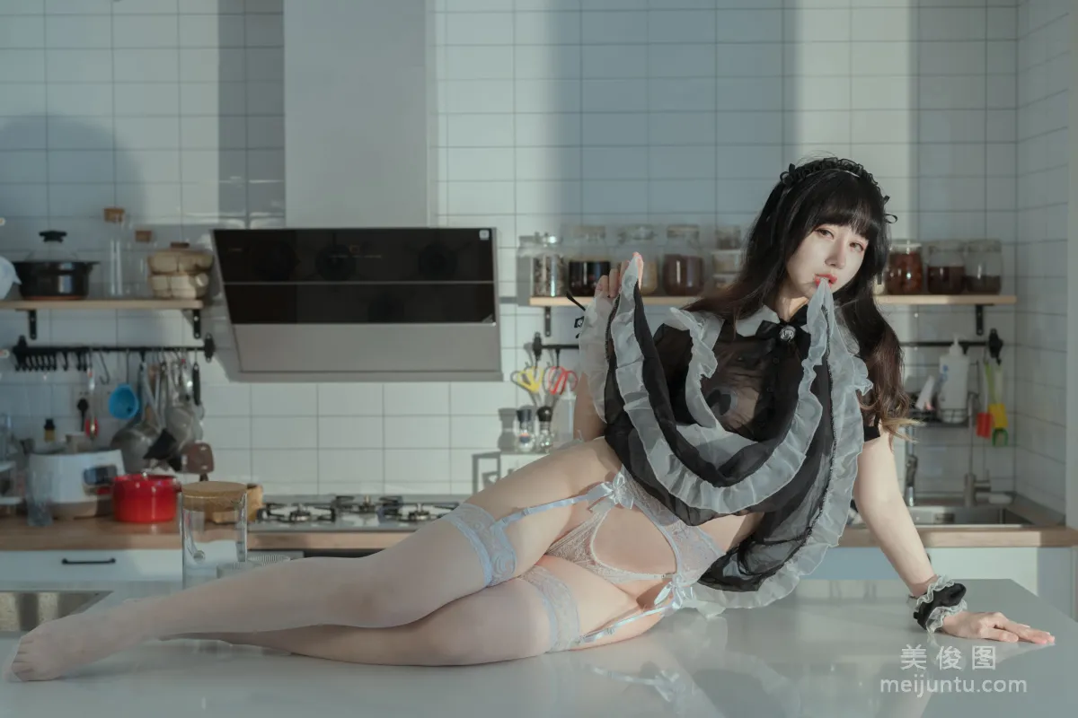 [網紅COSER] 雲溪溪 - 奶桃女仆 7