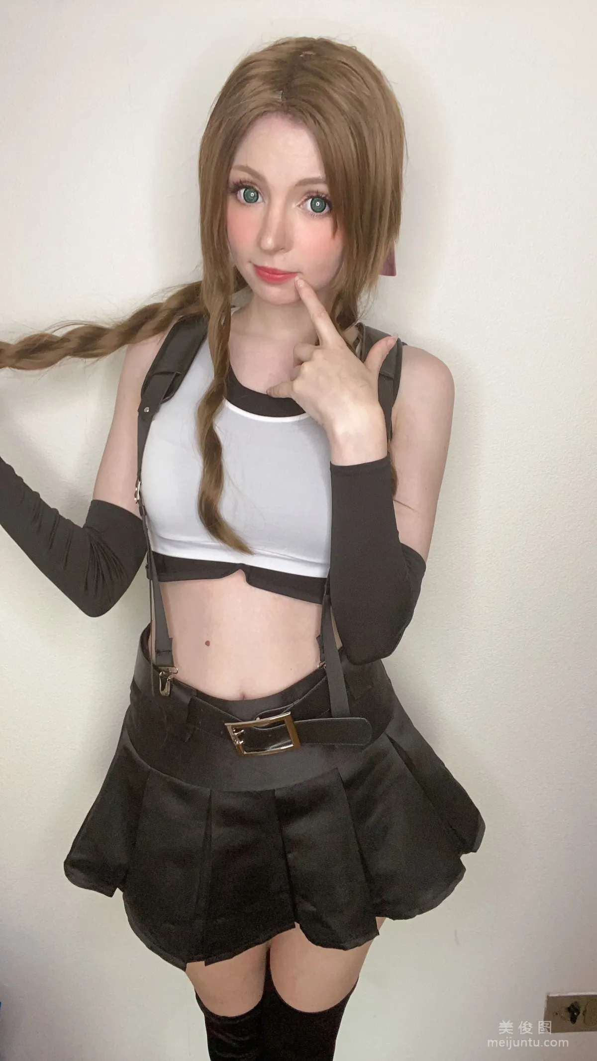 [網紅COSER] Peach milky - Aerith Tifa Swap 47