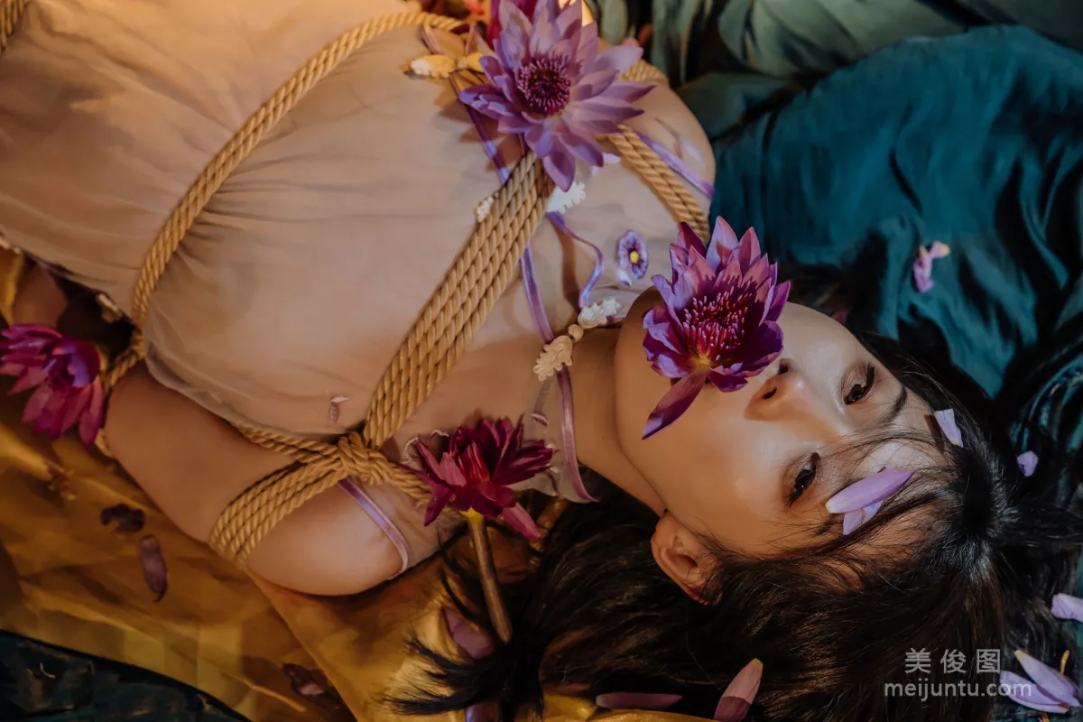 [網紅COSER] 雲溪溪 - 花與繩 12