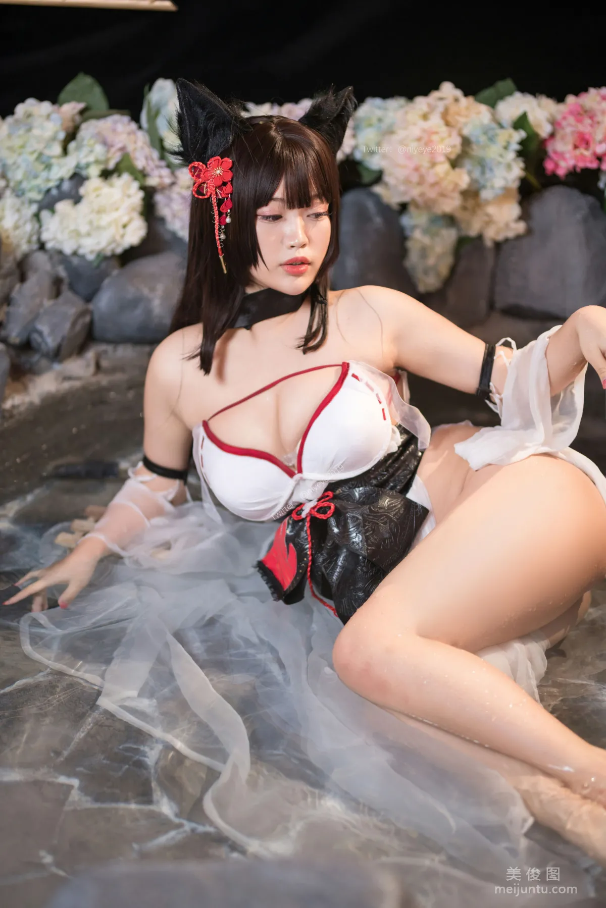 [網紅COSER] 萌系小姐姐-白烨- - 濕身泳裝 54